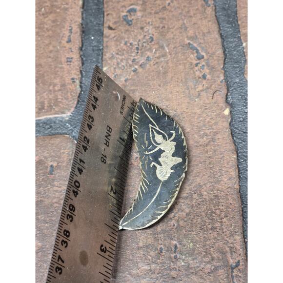 Vintage Sterling Silver Leaf Shaped Etched Brooch - Picture 3 of 3